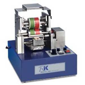 Electromotive press-on instrument for pasty printing inks